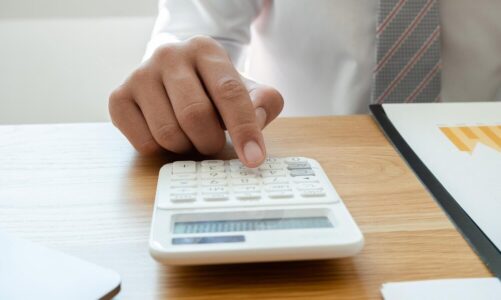 Kalkulator pensji Polski Ład – ile dostaniesz na rękę?