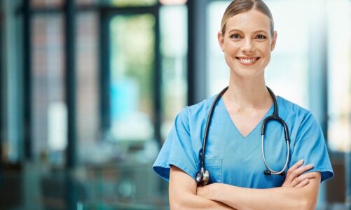 Ile zarabia pielęgniarka w Norwegii – zarobki, dodatki i warunki pracy